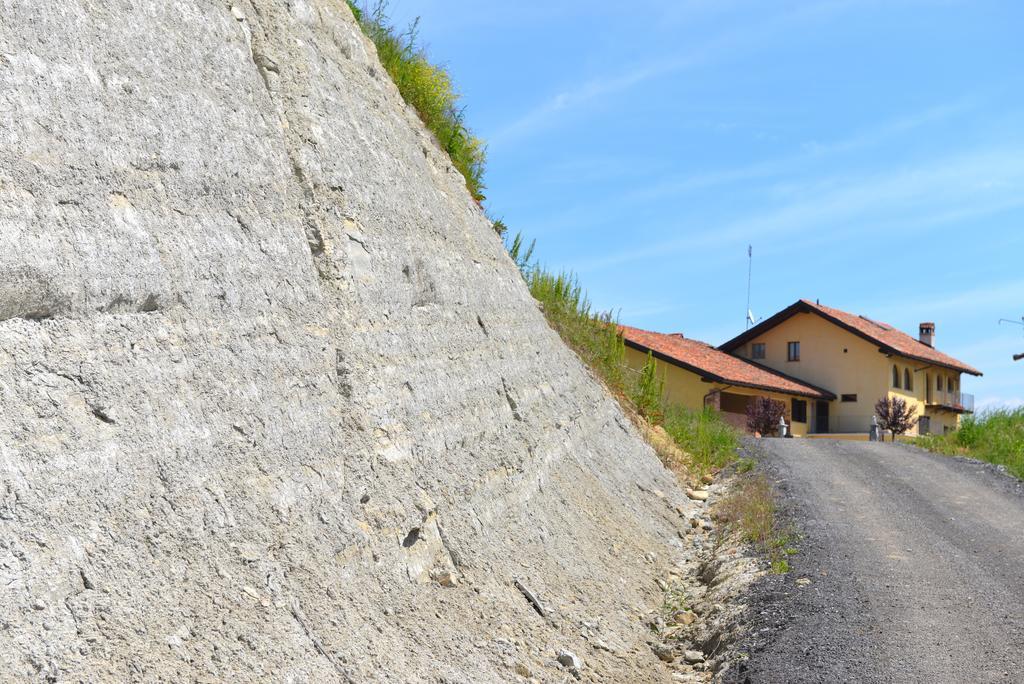 Casa Vacanze Il Brichet Mondovì Rom bilde